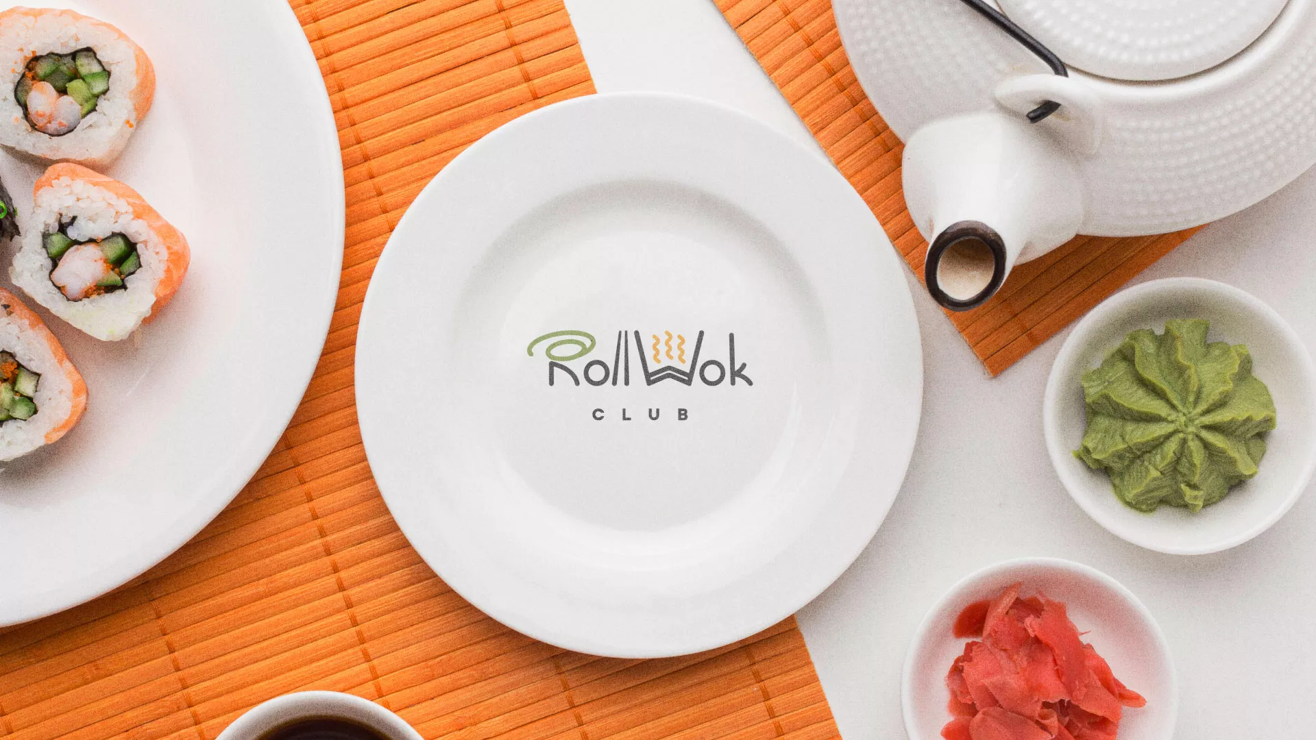 Разработка логотипа и фирменного стиля в Монино для суши-бара «Roll Wok Club» Разработка логотипа и фирменного стиля в Монино для суши-бара «Roll Wok Club»